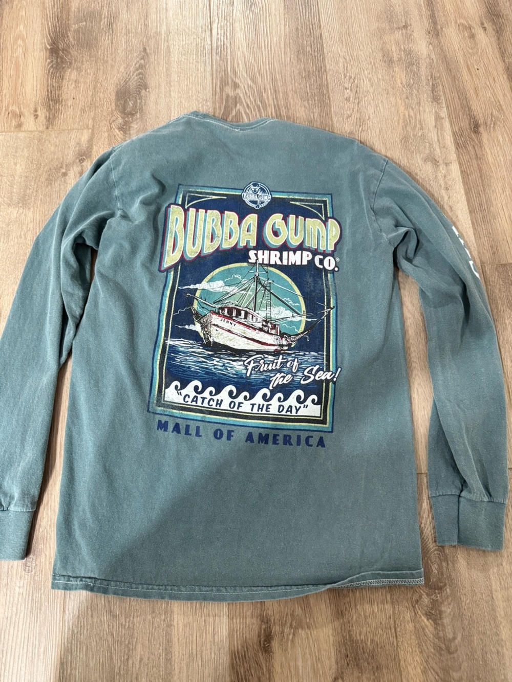 Bubba Gump Shrimp Co. Graphic Long Sleeve Tee - Teal